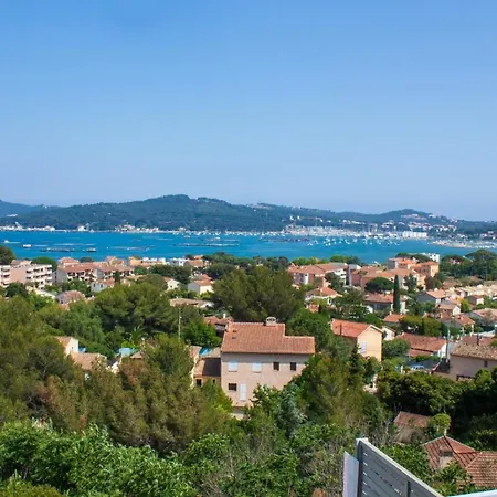 Appart Terrasse/ Vue Mer/ Piscine/ Parking Free דירה *